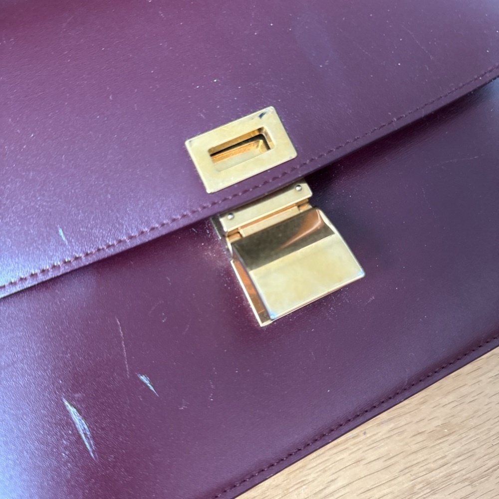 Celine Box Bag with gold clasp - Picture 4 of 6